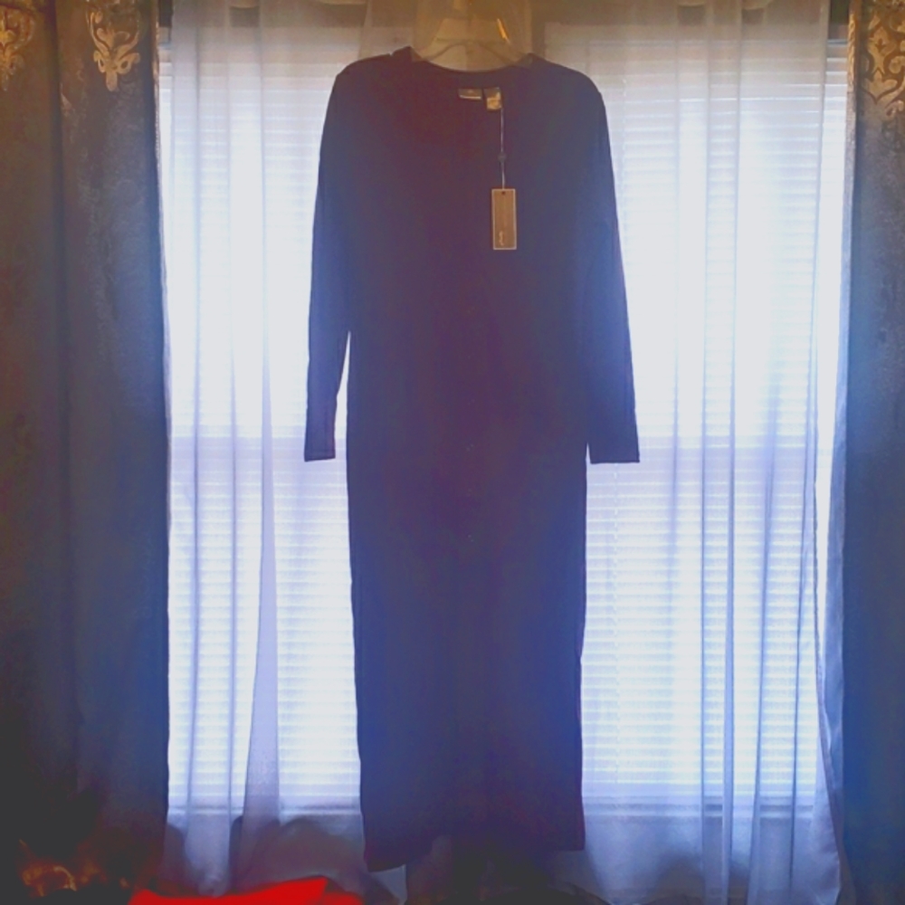 NWT long sleeve eggplant colored button down rib knit dress